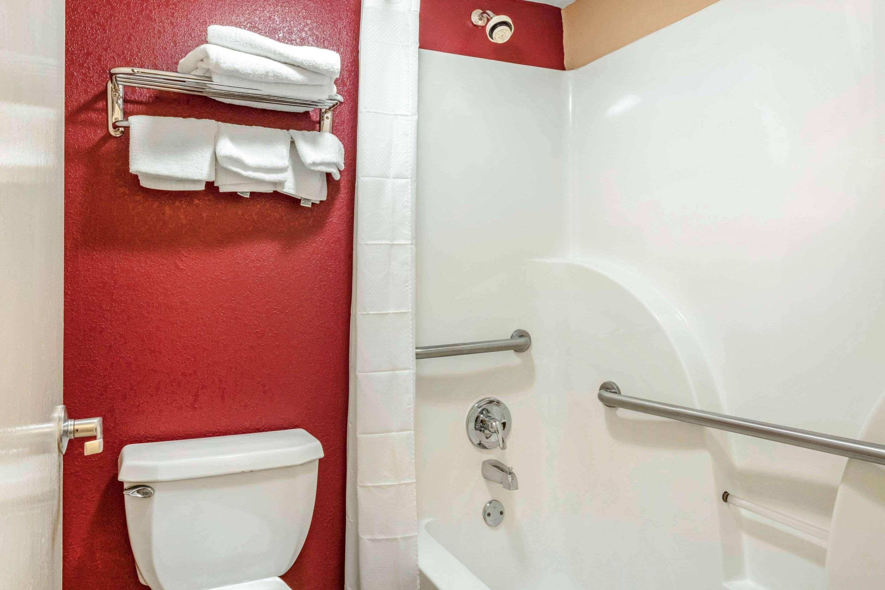 Rodeway Inn Prattville I-65 Exteriör bild