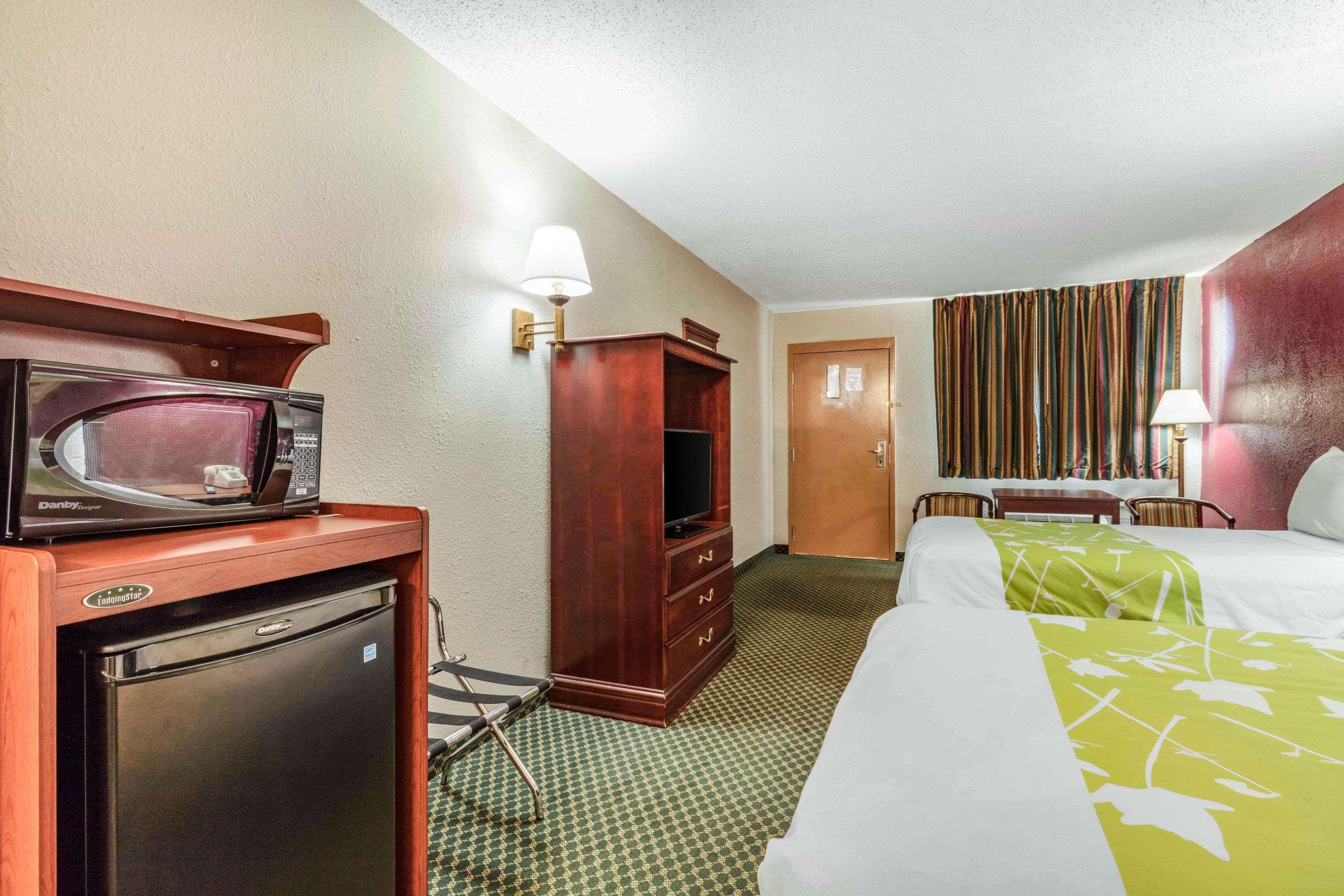 Rodeway Inn Prattville I-65 Exteriör bild