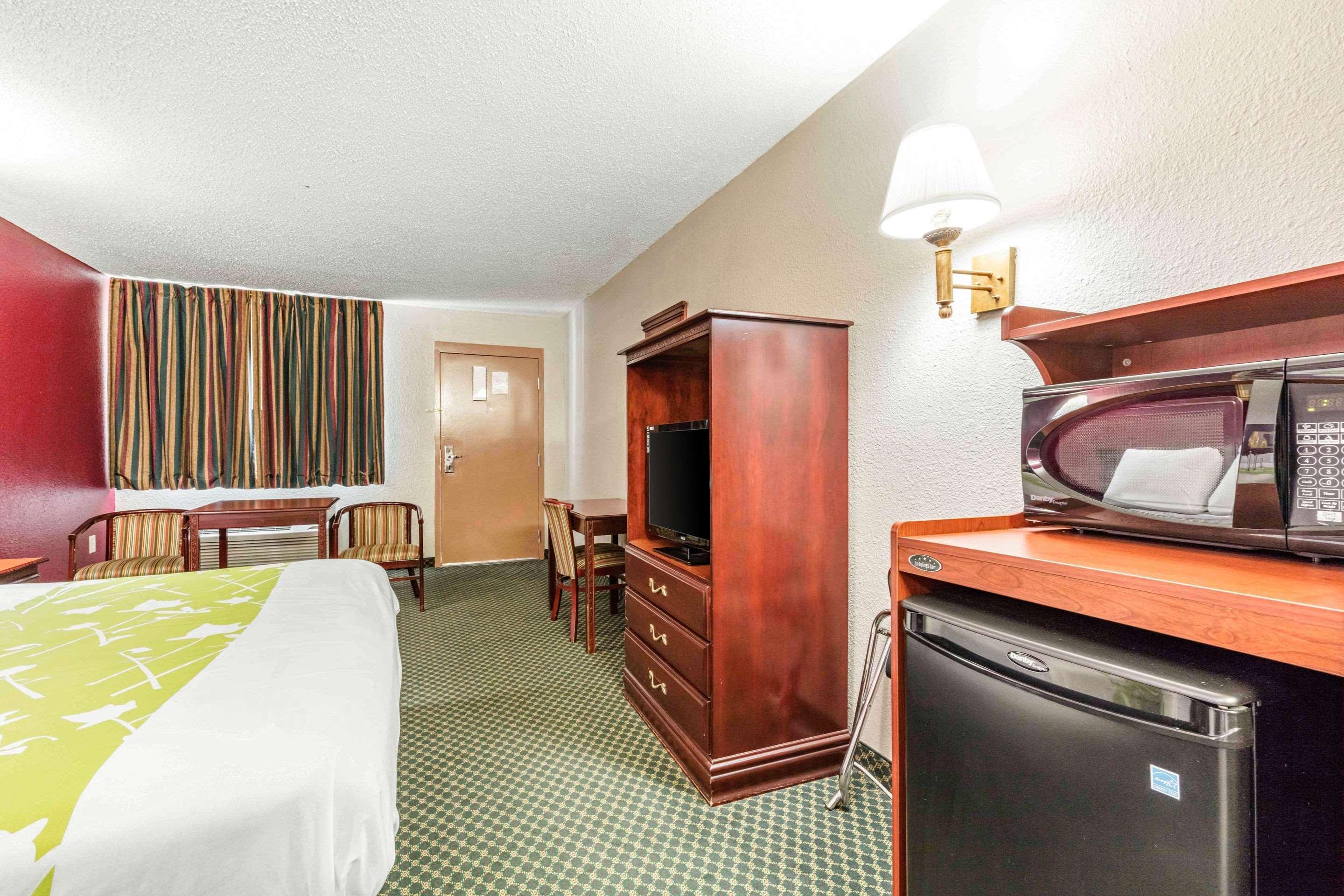 Rodeway Inn Prattville I-65 Exteriör bild